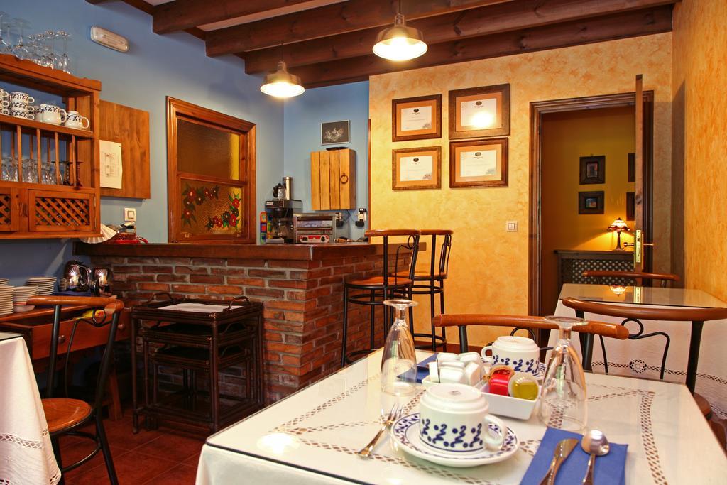 Gasthaus La Ablaneda Soto De Cangas Zimmer foto